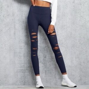 ALO Yoga High Waist Ripped Warrior Legging in Navy Size S
